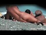 Nudist beach video introduces great looking naked babes