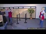 Brazzers - Brazzers Exxtra - Power Rack A XXX Parody scene starring Peta Jensen and Johnny Sins